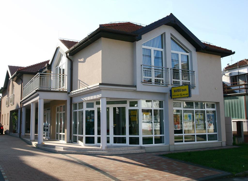 Apartmani Marbis Koprivnica Exteriör bild
